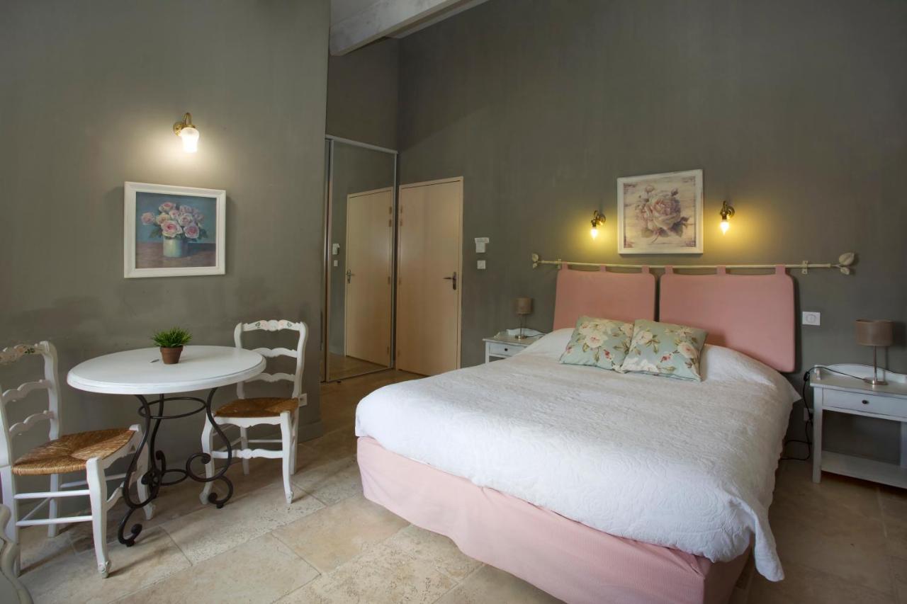 Chateau Catherine De Montgolfier B&B Et Gites Narbonne Exterior foto