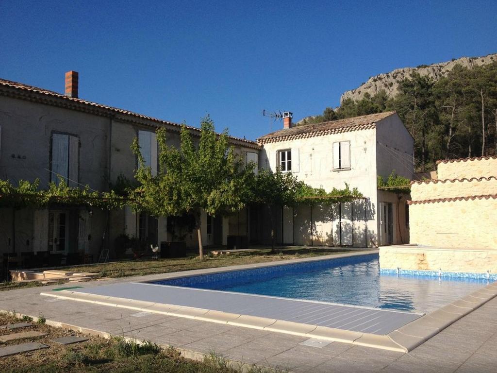 Chateau Catherine De Montgolfier B&B Et Gites Narbonne Exterior foto